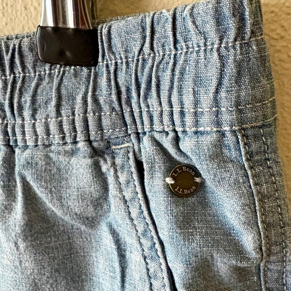 L.L. Bean Favorite Fit Chambray Dock Shorts Blue Cotton Stretch Drawstring 10 - Picture 7 of 8